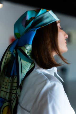 Esarfa de matase Hommage à Brancusi