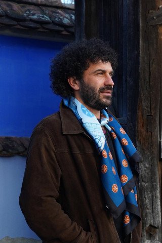 Esarfa twill matase Hommage à Brancusi men