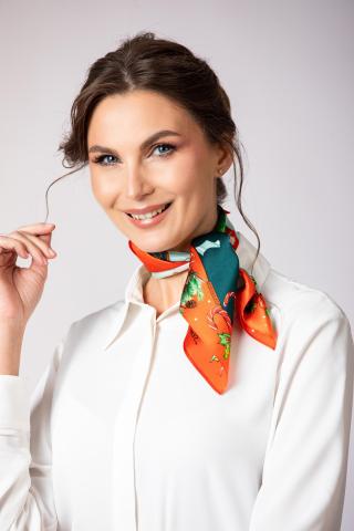 Esarfa de matase Colindul lui Caragiale